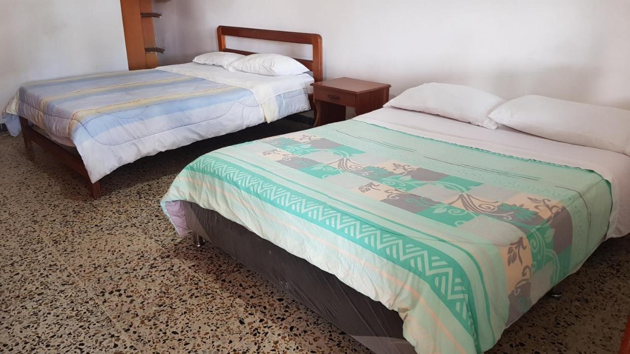 Balneario Chorillano Hotel Villavicencio Exterior photo