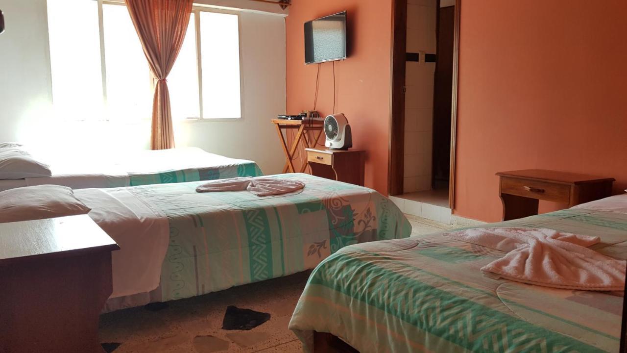 Balneario Chorillano Hotel Villavicencio Exterior photo