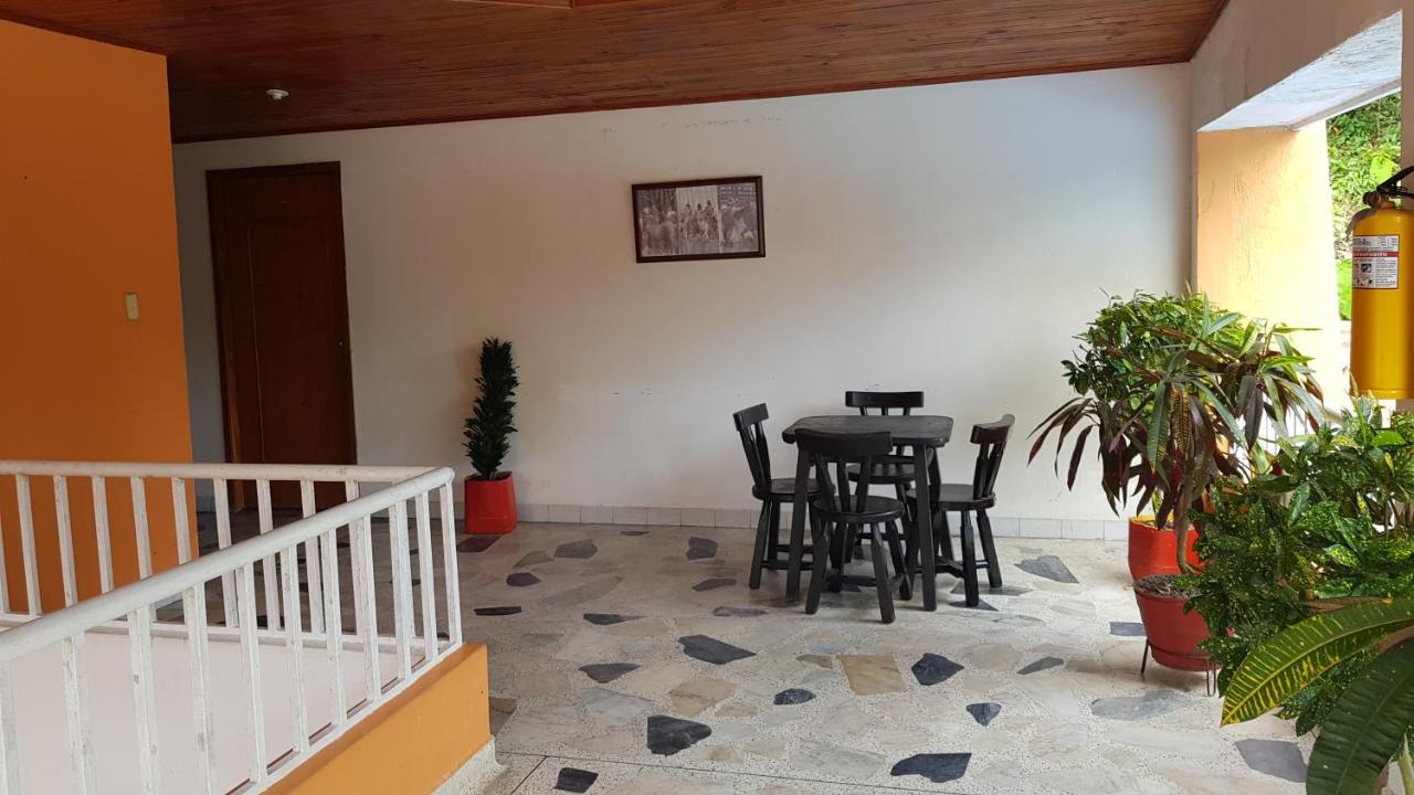 Balneario Chorillano Hotel Villavicencio Exterior photo